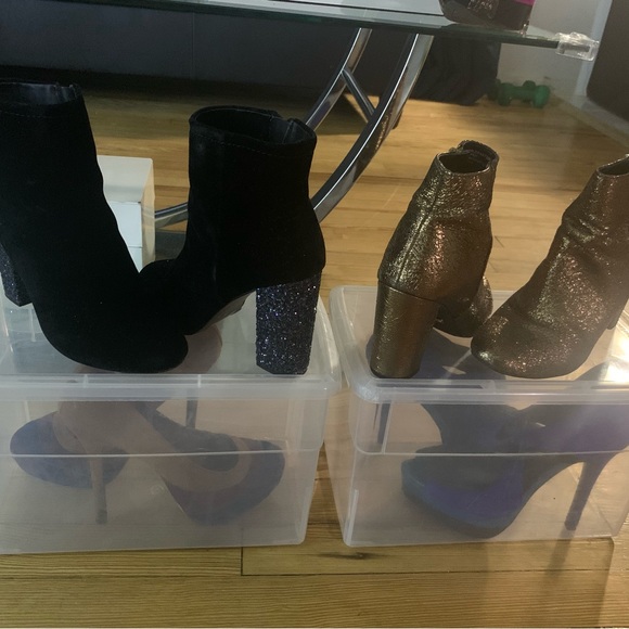 Selling heels 10 dollars each two pair of boots 15 each size6.5 - Picture 2 of 2